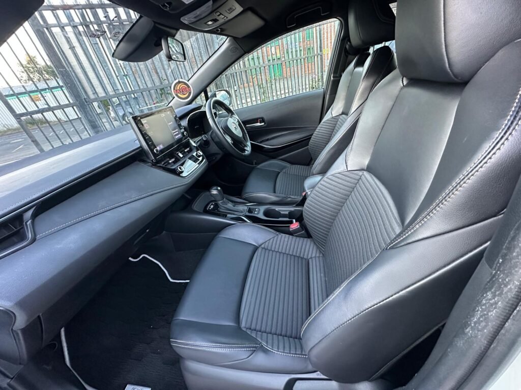 Toyota corolla touring (2021)