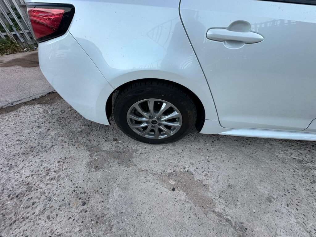Toyota corolla touring (2021)